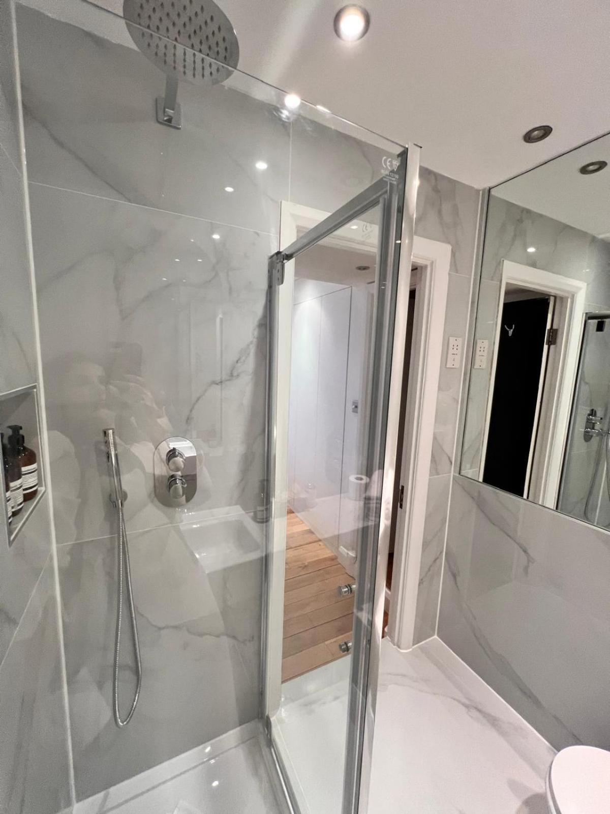 Elegant 1 Bedroom Flat Near Harrods Londres Extérieur photo
