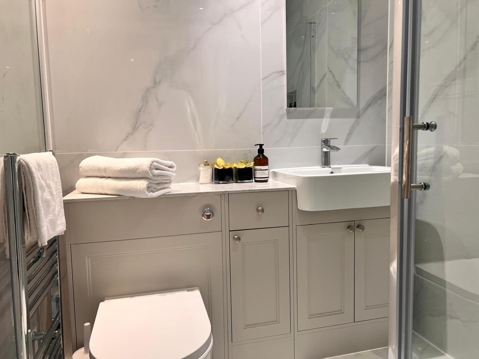 Elegant 1 Bedroom Flat Near Harrods Londres Extérieur photo